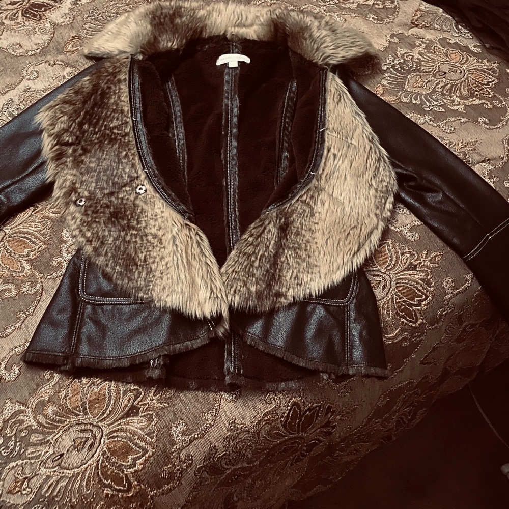 Women’s jacket - Picture 2 of 2